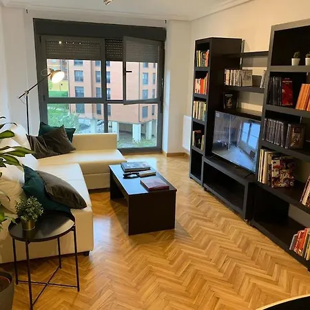 Apartment Nuevo Prados Con Wifi Y Garaje - Vut-2820-as Oviedo