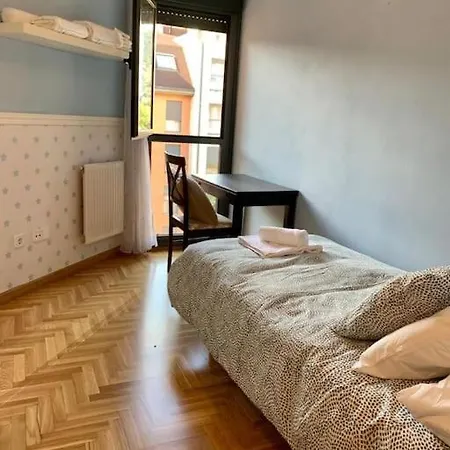 Apartment Nuevo Prados Con Wifi Y Garaje - Vut-2820-as